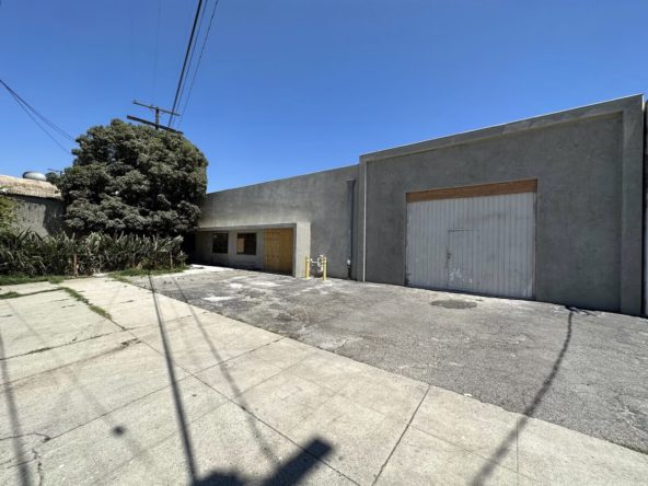 3032 Dolores St 14,540 SF of Industrial Space Available in Los Angeles, CA